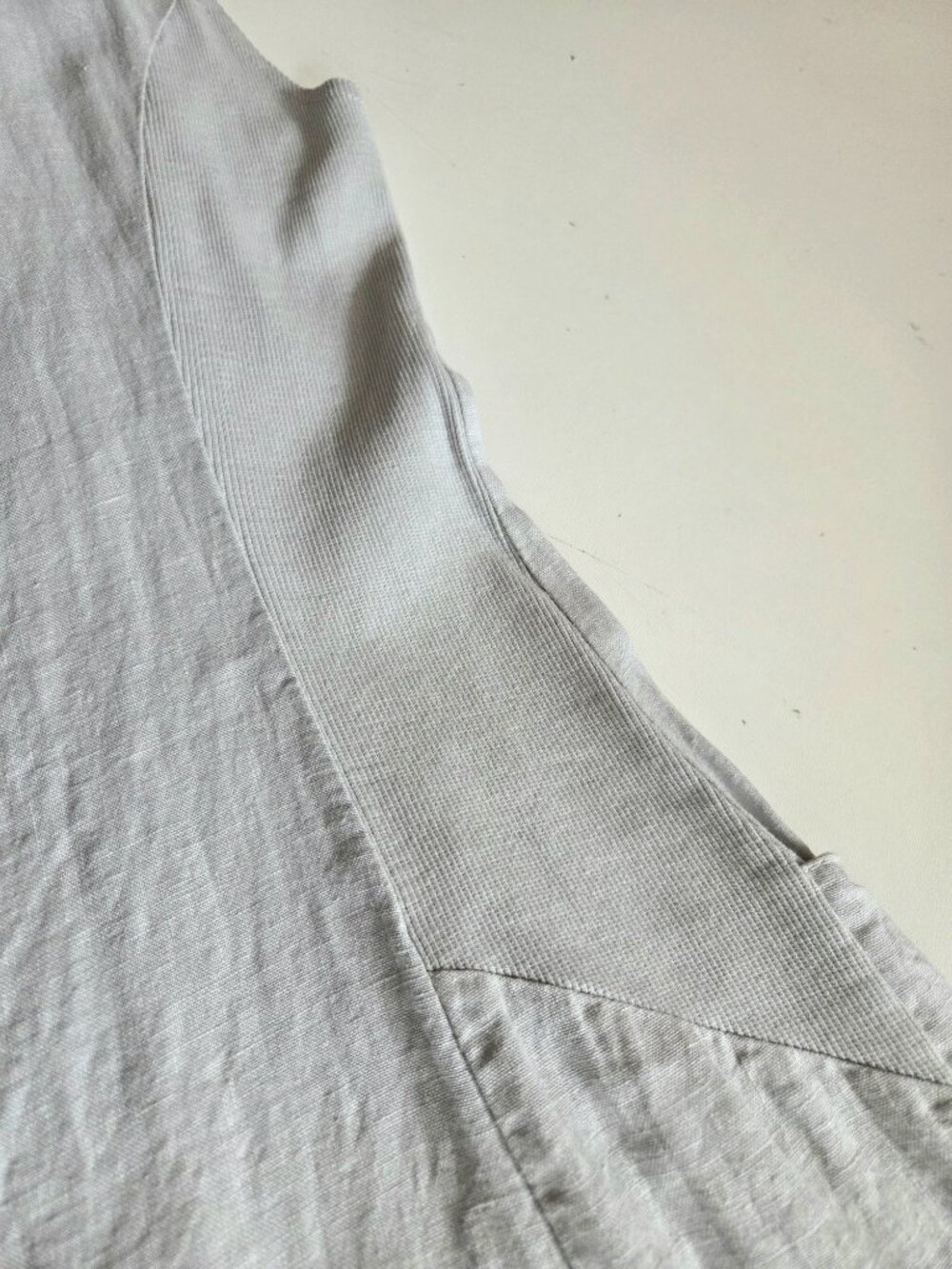 Lina Tomei Italian 100% Linen Light Grey Shift Dress Beaded Scoop Neck - Picture 11 of 11